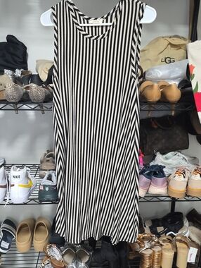 Pinc Black & White Sleeveless Striped Midi Dress